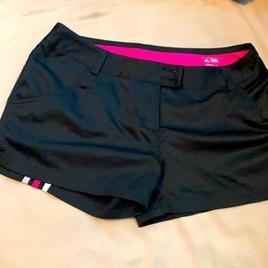 Women’s golf short- adidas- medium